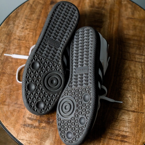 Adidas White Sambas - Black stripes - Men's size 8.5 - Women's size 9.5 - Picture 7 of 10